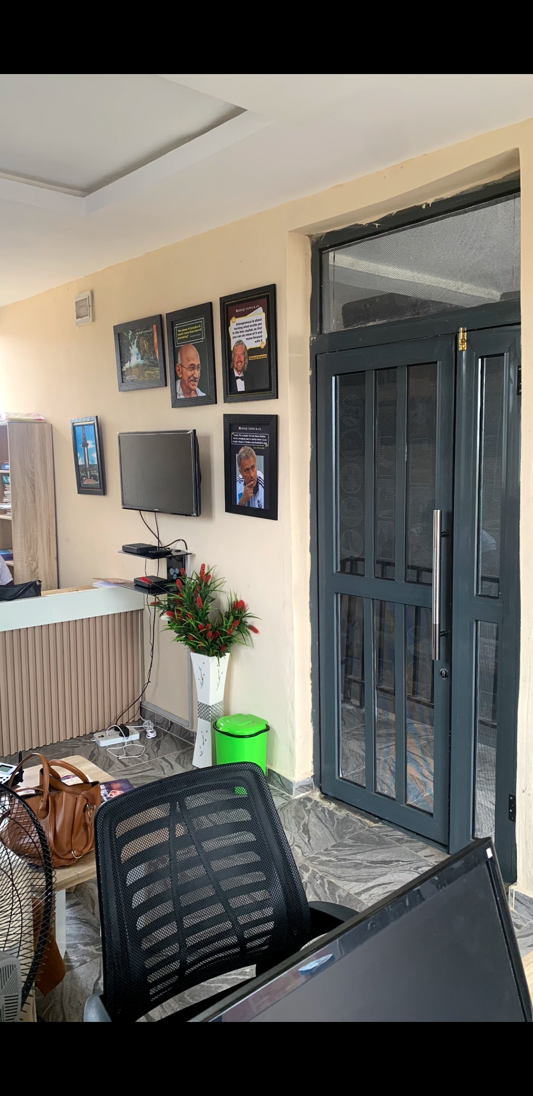 Legal & Lease Administration Office